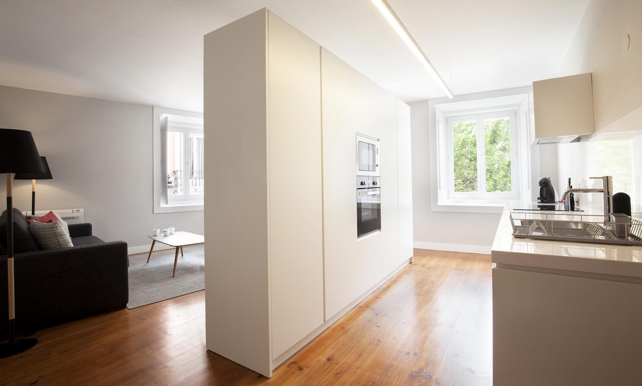 Lisbon Five Stars Apartments Combro 7 ภายนอก รูปภาพ