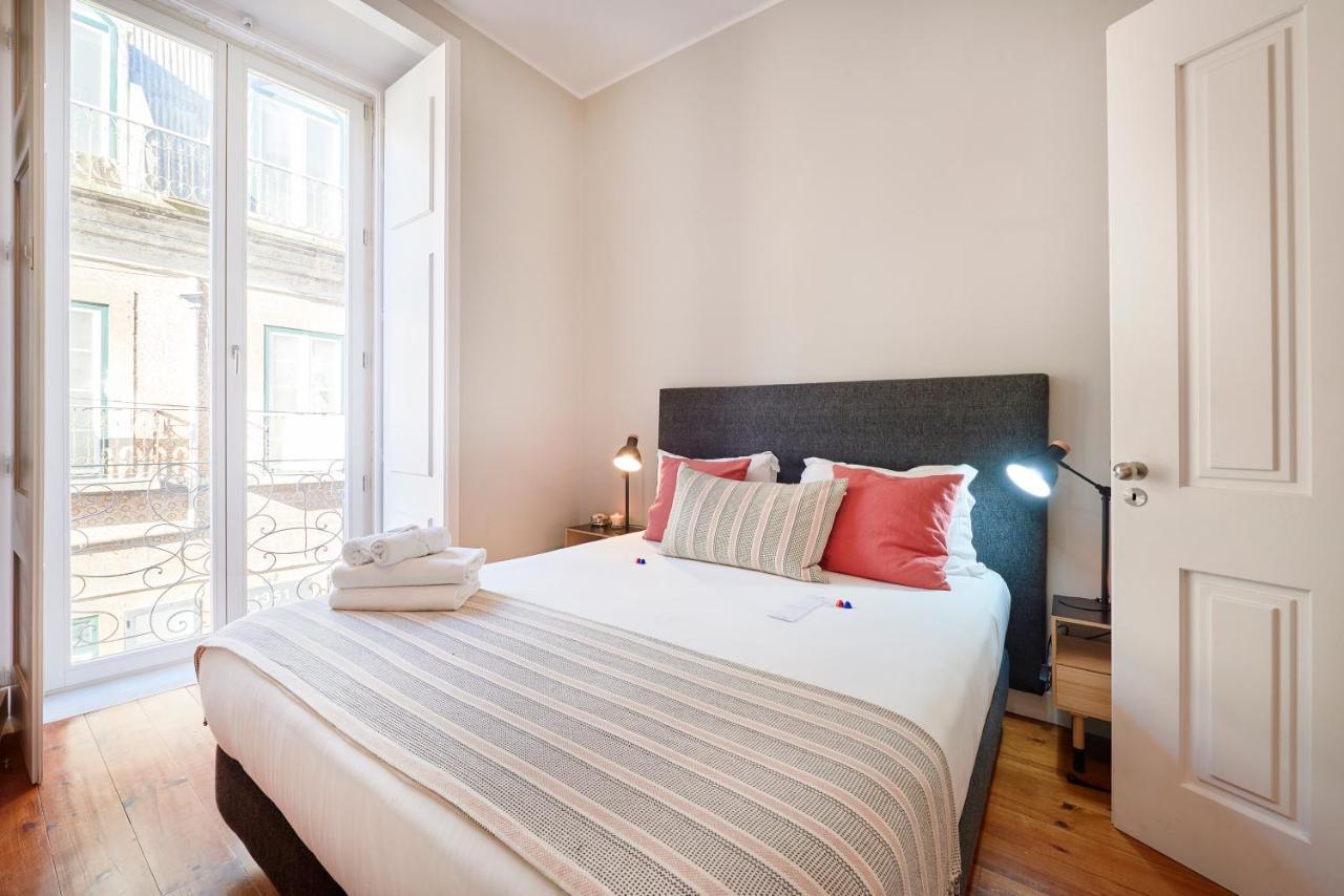 Lisbon Five Stars Apartments Combro 7 ภายนอก รูปภาพ